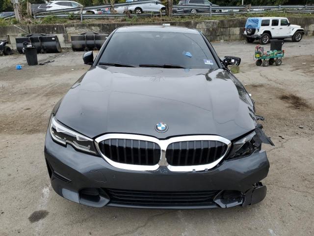 Photo 4 VIN: WBA5R7C53KAJ78913 - BMW 330XI 