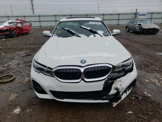 Photo 4 VIN: WBA5R7C53KAJ80628 - BMW 330XI 