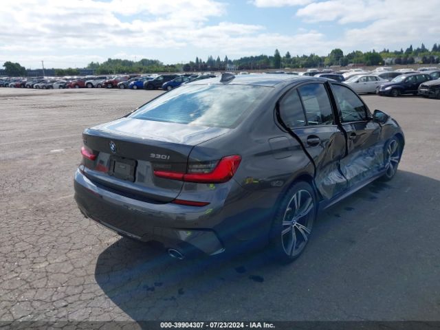 Photo 3 VIN: WBA5R7C53KAJ85537 - BMW 330I 