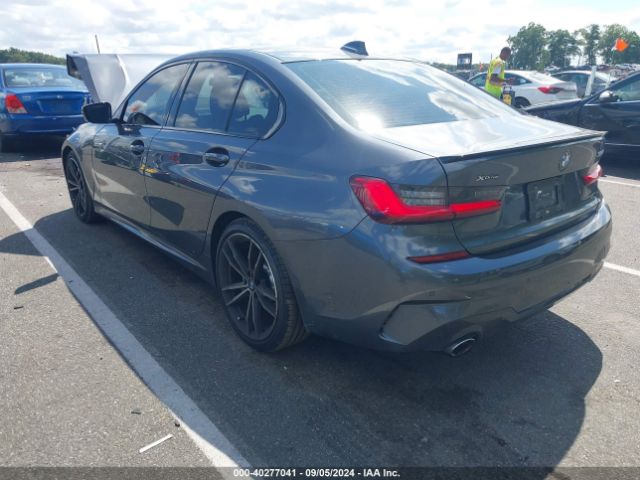 Photo 2 VIN: WBA5R7C54KAJ82047 - BMW 330I 