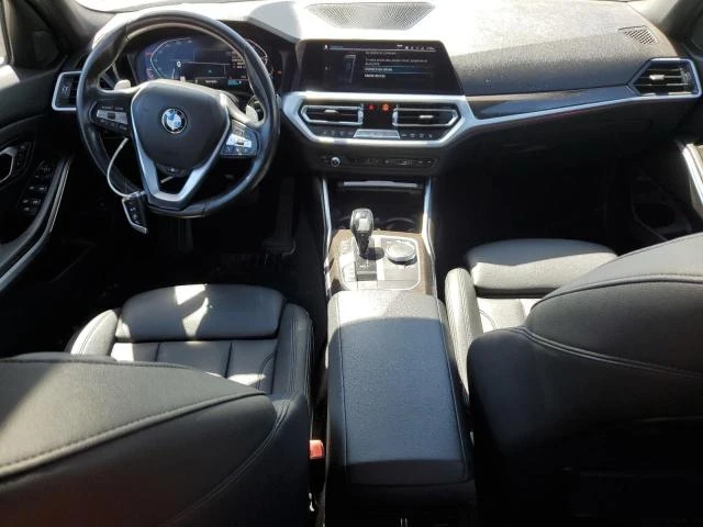 Photo 7 VIN: WBA5R7C55KFH22219 - BMW 330XI 