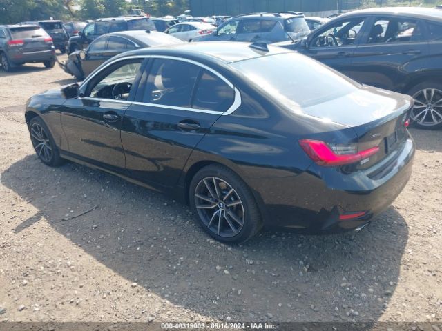 Photo 2 VIN: WBA5R7C55KFH22415 - BMW 330I 