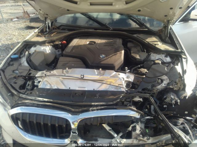 Photo 9 VIN: WBA5R7C55KFH30854 - BMW 330I 