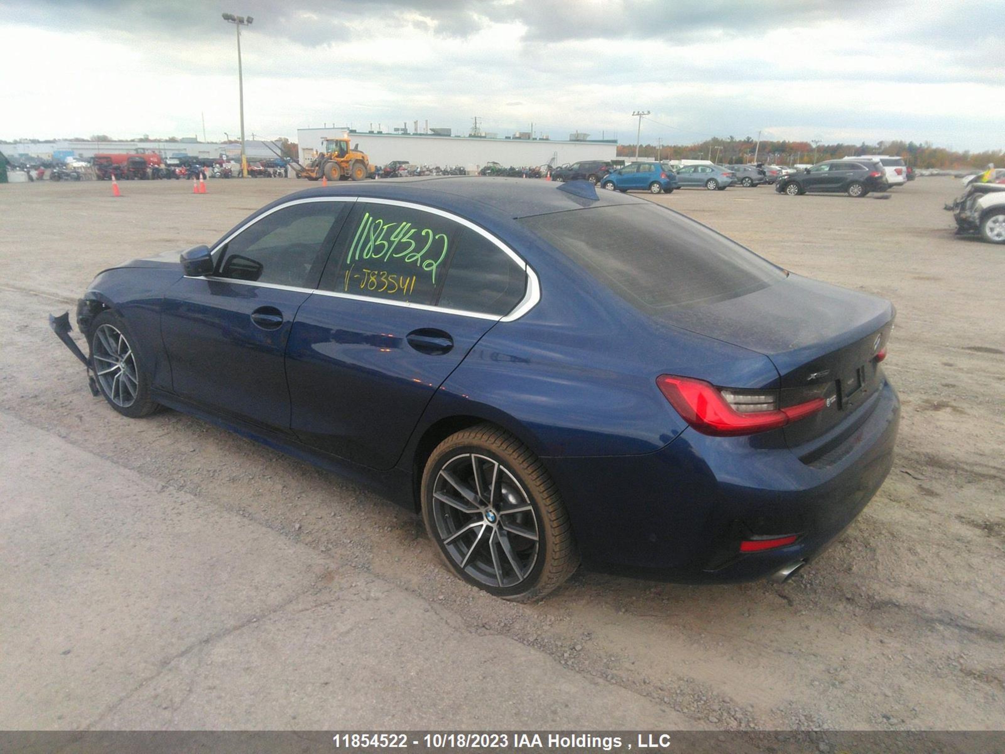 Photo 2 VIN: WBA5R7C56KAJ83541 - BMW 3ER 