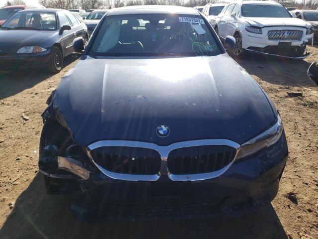 Photo 4 VIN: WBA5R7C56KFH32449 - BMW 330XI 