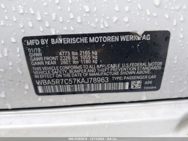 Photo 8 VIN: WBA5R7C57KAJ78963 - BMW 330I 