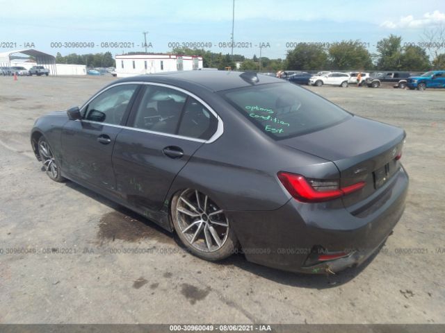 Photo 2 VIN: WBA5R7C57KAJ86853 - BMW 330I 