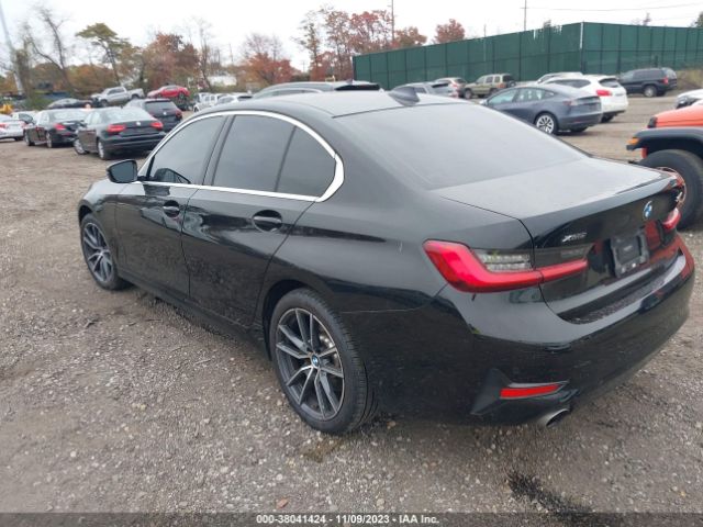 Photo 2 VIN: WBA5R7C57KFH22433 - BMW 330I 