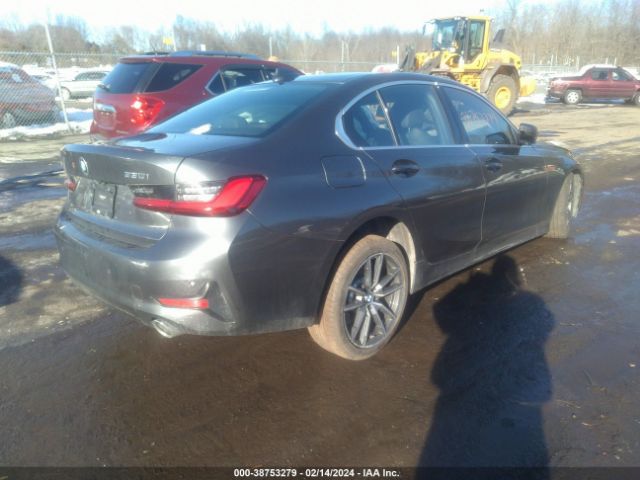 Photo 3 VIN: WBA5R7C58KAJ85212 - BMW 330I 