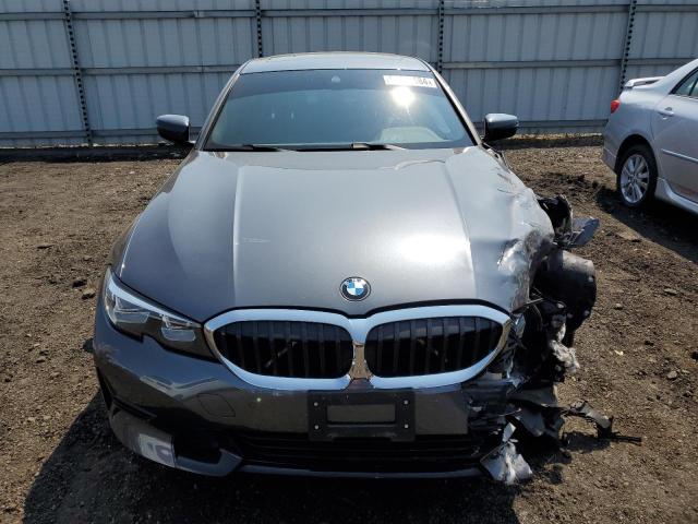 Photo 4 VIN: WBA5R7C58KFH14373 - BMW 330XI 