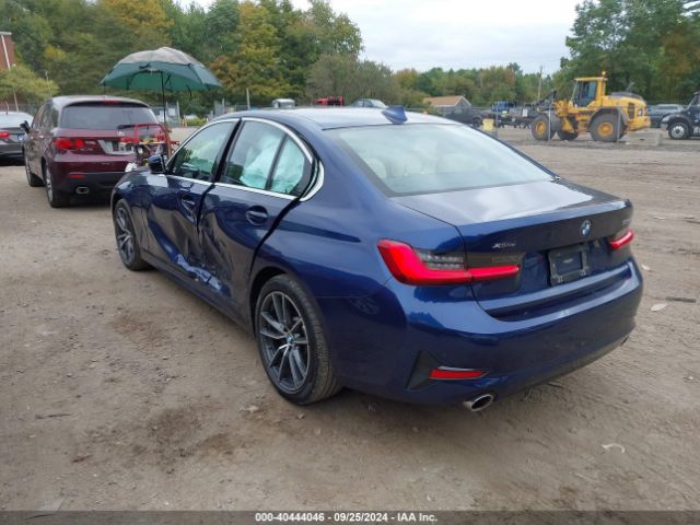 Photo 2 VIN: WBA5R7C59KAJ83808 - BMW 330I 