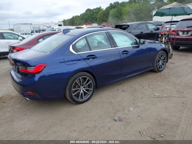 Photo 3 VIN: WBA5R7C59KAJ83808 - BMW 330I 