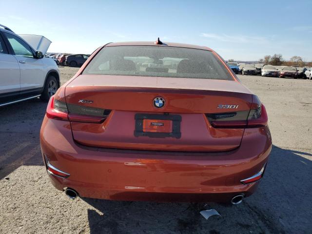 Photo 5 VIN: WBA5R7C59KAJ86188 - BMW 330XI 