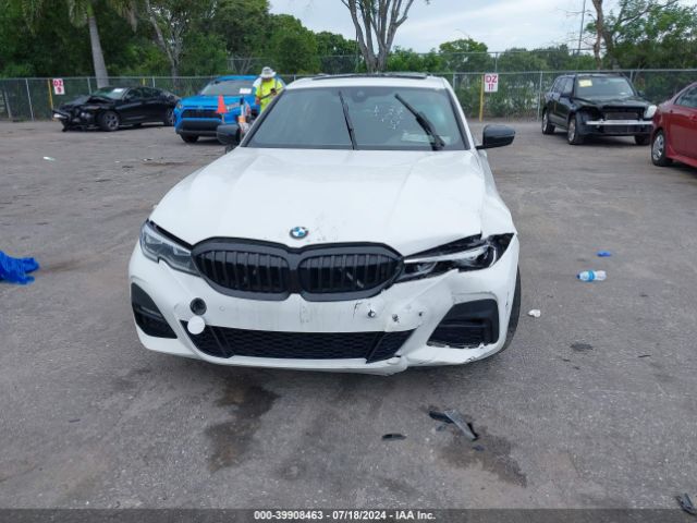 Photo 5 VIN: WBA5R7C59KFH26497 - BMW 330I 