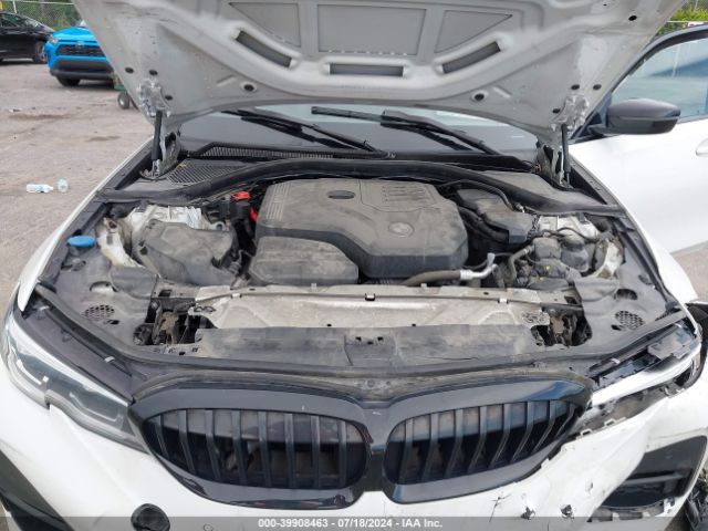 Photo 9 VIN: WBA5R7C59KFH26497 - BMW 330I 