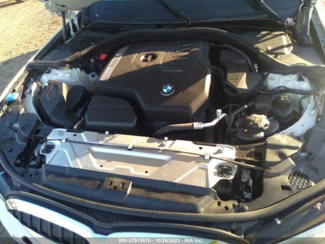 Photo 9 VIN: WBA5R7C5XKAJ81422 - BMW 330I 