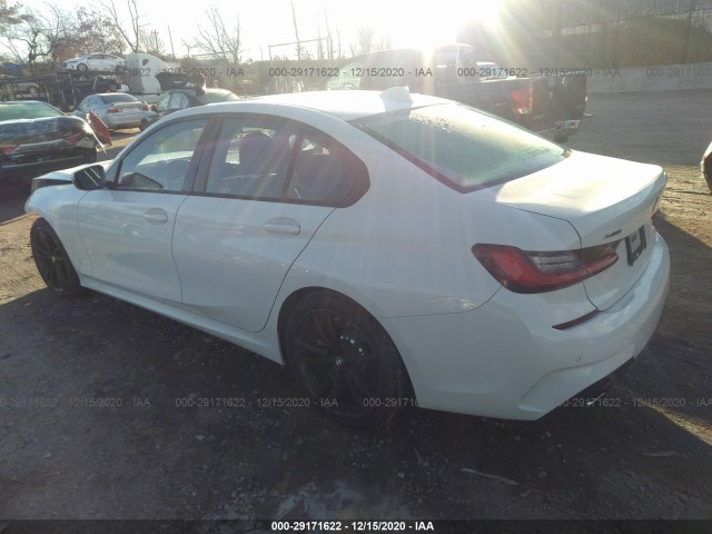 Photo 2 VIN: WBA5R7C5XKAJ81856 - BMW 3 