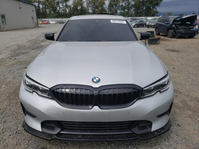 Photo 4 VIN: WBA5R7C5XKAJ85275 - BMW 330XI 