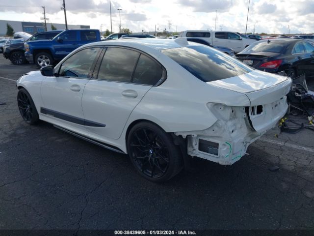 Photo 2 VIN: WBA5U7C09LAF54280 - BMW 3 SERIES 