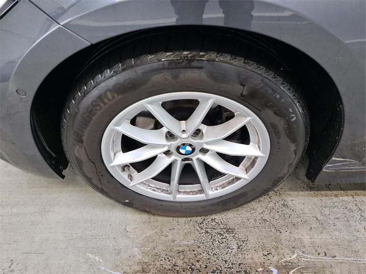 Photo 13 VIN: WBA5V31060AK88377 - BMW 318 