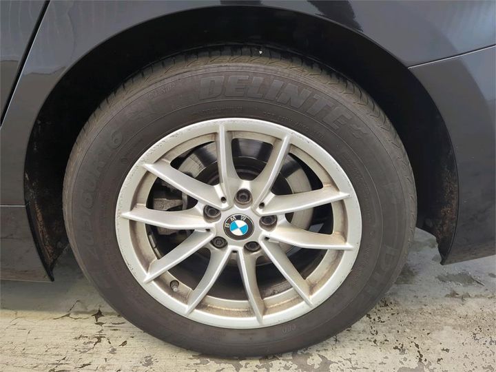 Photo 13 VIN: WBA5V31070FH50595 - BMW 318 