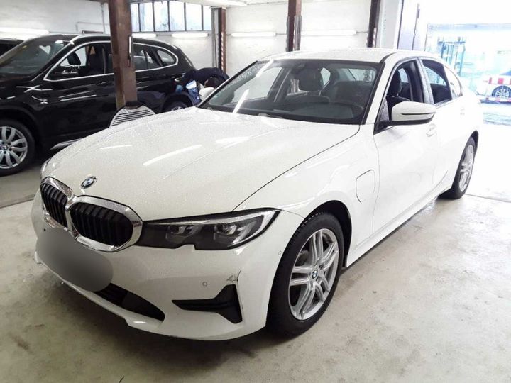 Photo 1 VIN: WBA5X71020FH92352 - BMW 330E 