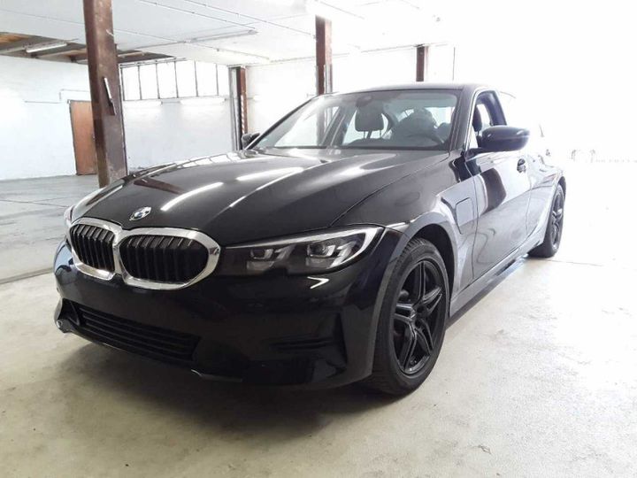 Photo 1 VIN: WBA5X71080FJ71811 - BMW 330E 