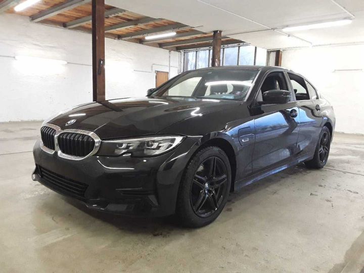 Photo 2 VIN: WBA5Y91030FM11520 - BMW 320 E 