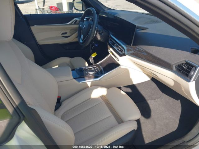 Photo 4 VIN: WBA63AV06RFR25650 - BMW 430I 