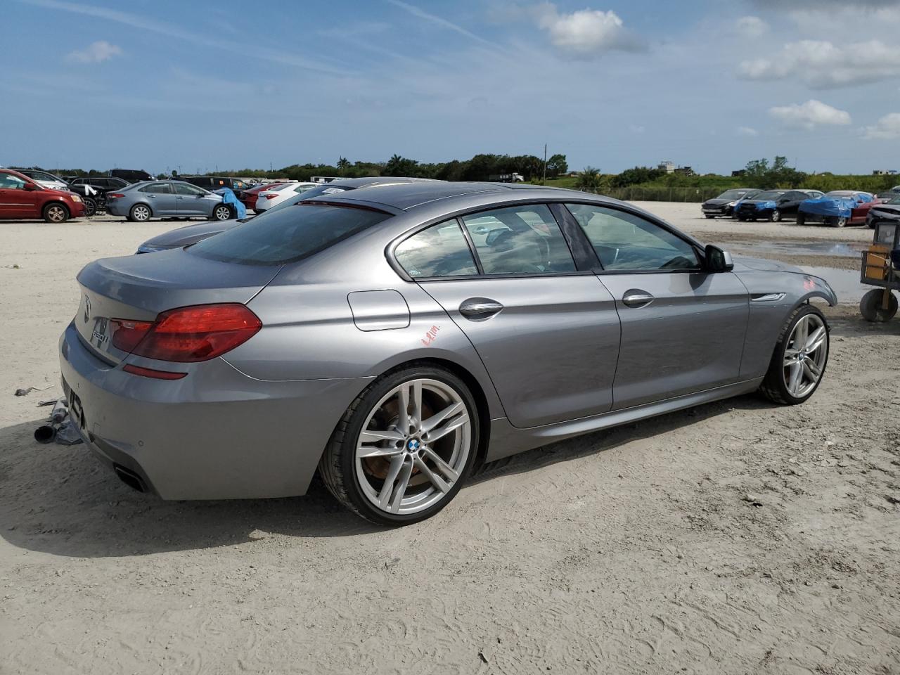 Photo 2 VIN: WBA6B2C56ED129896 - BMW 6ER 