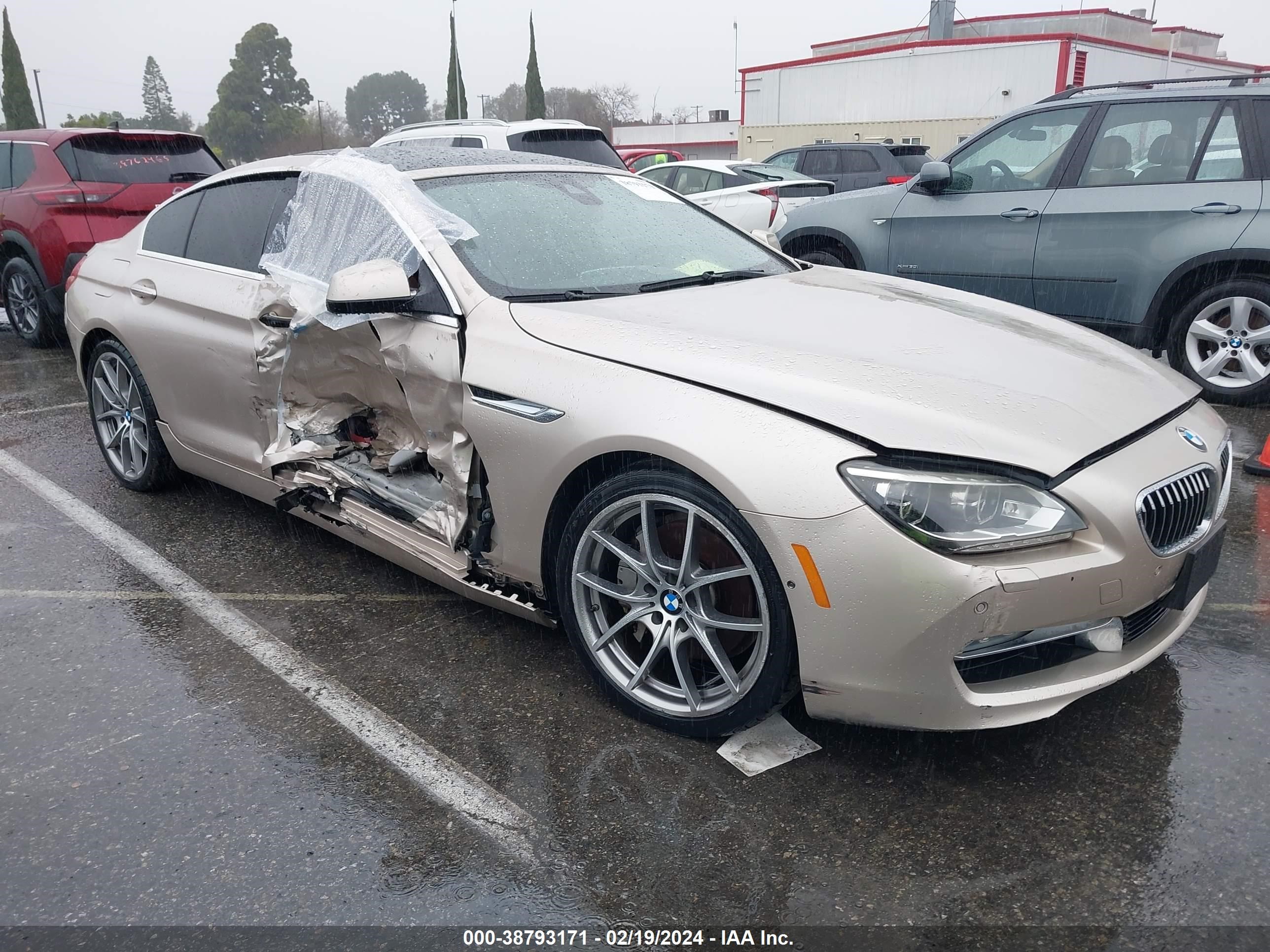 Photo 1 VIN: WBA6B2C5XDDG66840 - BMW 650 I 