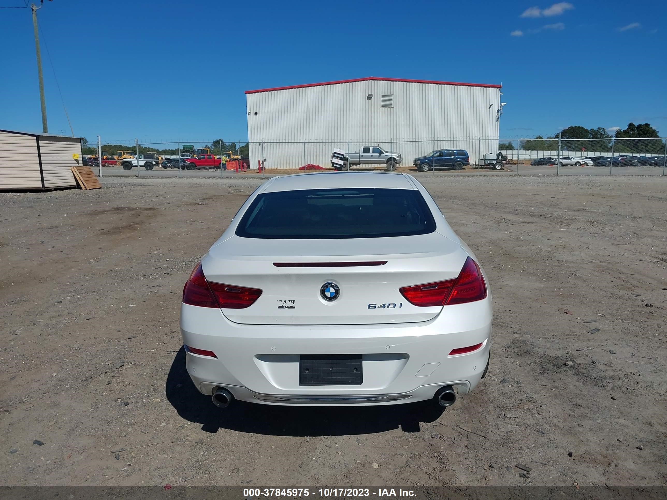 Photo 16 VIN: WBA6H1C57HD933055 - BMW 640 I 