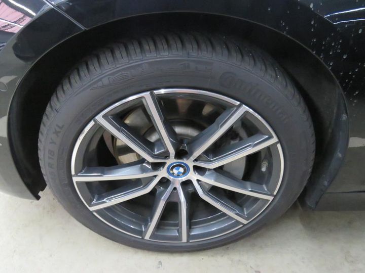 Photo 1 VIN: WBA6N31000FM62256 - BMW 330E 