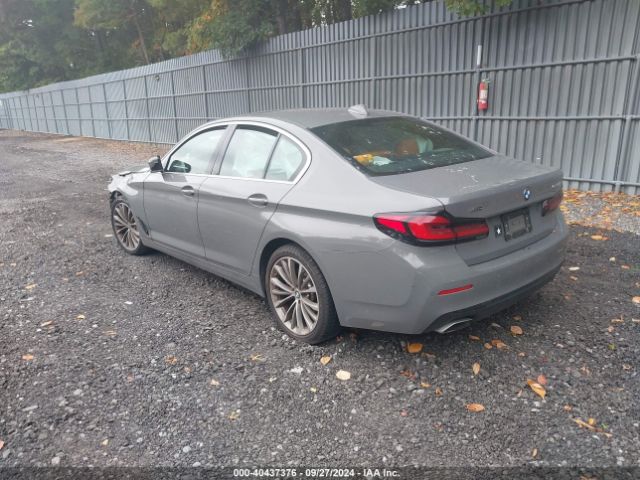 Photo 2 VIN: WBA73BJ05NCH69583 - BMW 540I 