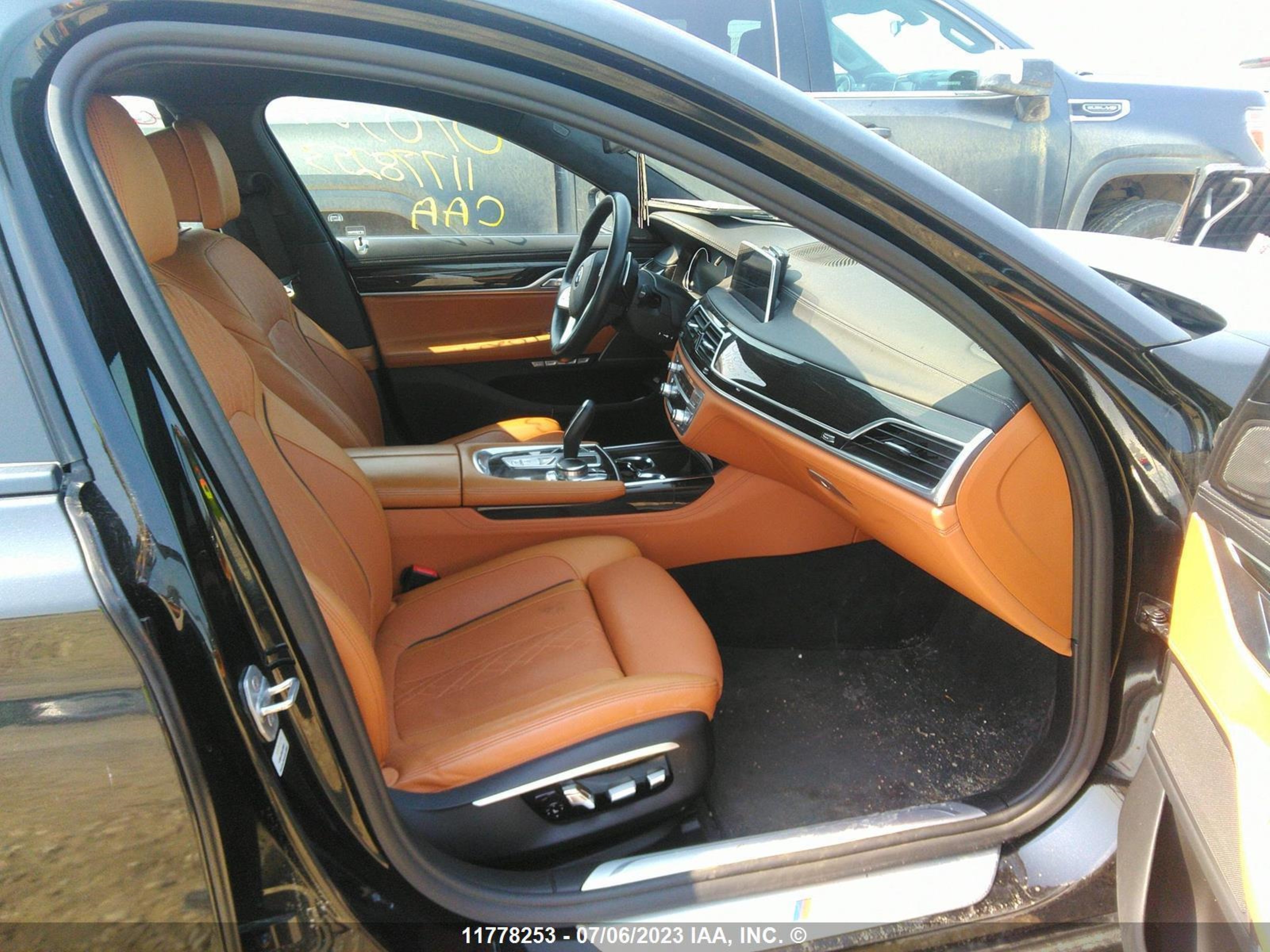 Photo 4 VIN: WBA7B0C54GG526808 - BMW 7ER 