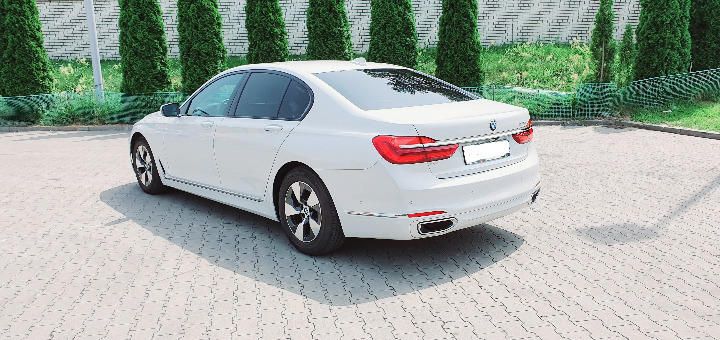 Photo 2 VIN: WBA7C010X0G493677 - BMW 7 SERIES SALOON 