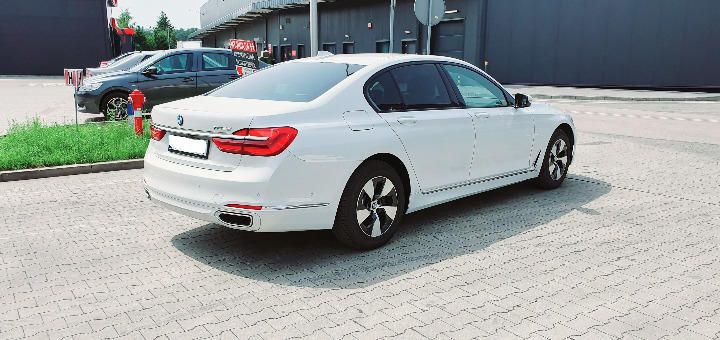 Photo 3 VIN: WBA7C010X0G493677 - BMW 7 SERIES SALOON 