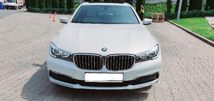 Photo 4 VIN: WBA7C010X0G493677 - BMW 7 SERIES SALOON 