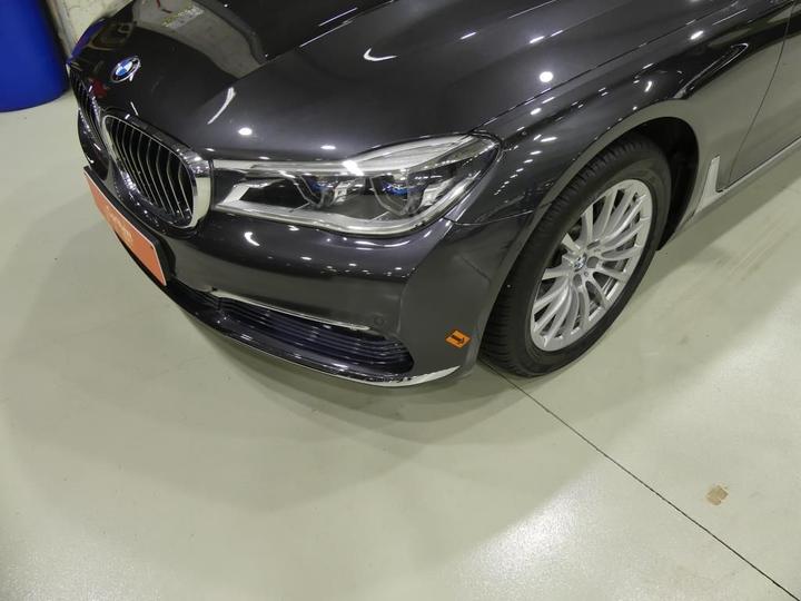 Photo 27 VIN: WBA7C41070G526397 - BMW 7 