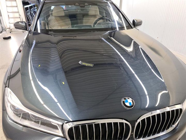 Photo 36 VIN: WBA7C61040B383904 - BMW 740 