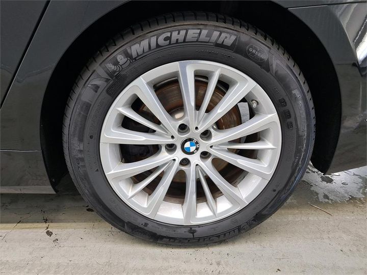 Photo 27 VIN: WBA7D01040GJ46116 - BMW 740 