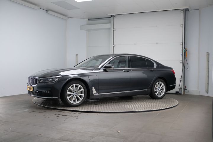 Photo 1 VIN: WBA7D010X0GJ47030 - BMW 7 SERIE 