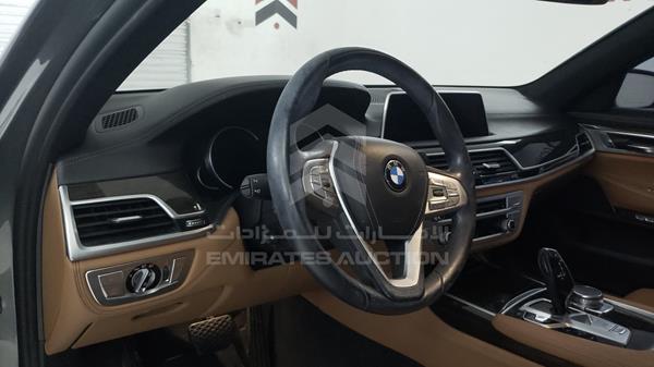 Photo 10 VIN: WBA7E0104HG663568 - BMW 730 LI 