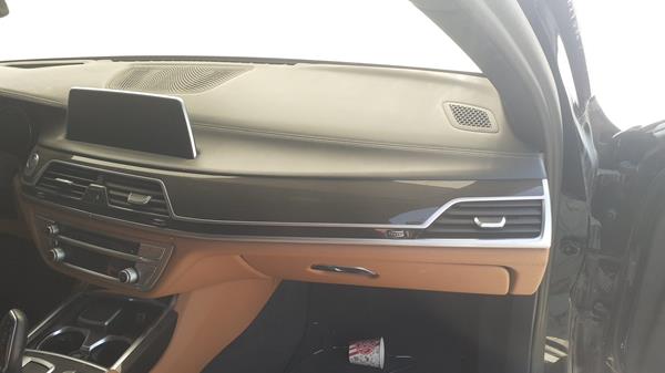 Photo 26 VIN: WBA7E0108HG663508 - BMW 750LI 