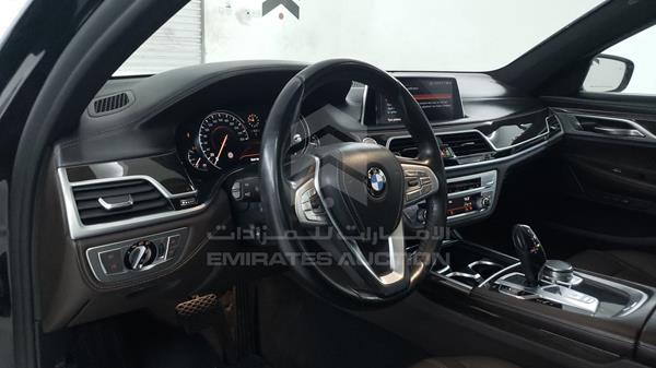 Photo 11 VIN: WBA7E0A01KB359831 - BMW 730 