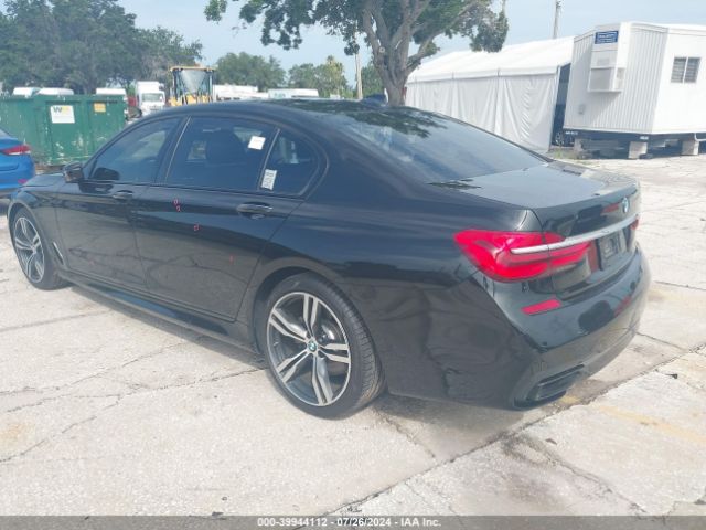 Photo 2 VIN: WBA7E2C32HG740943 - BMW 740I 