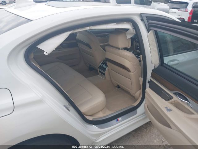 Photo 7 VIN: WBA7E2C3XHG740821 - BMW 740I 