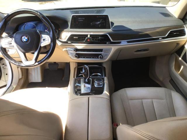 Photo 8 VIN: WBA7E2C50JG742505 - BMW 740 I 