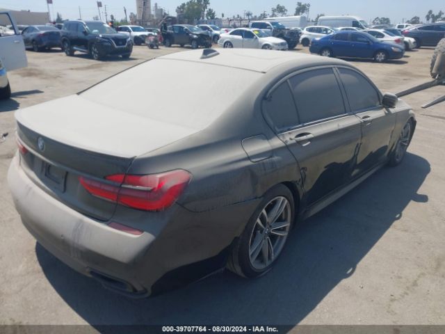 Photo 3 VIN: WBA7E2C50KB216857 - BMW 740 I 