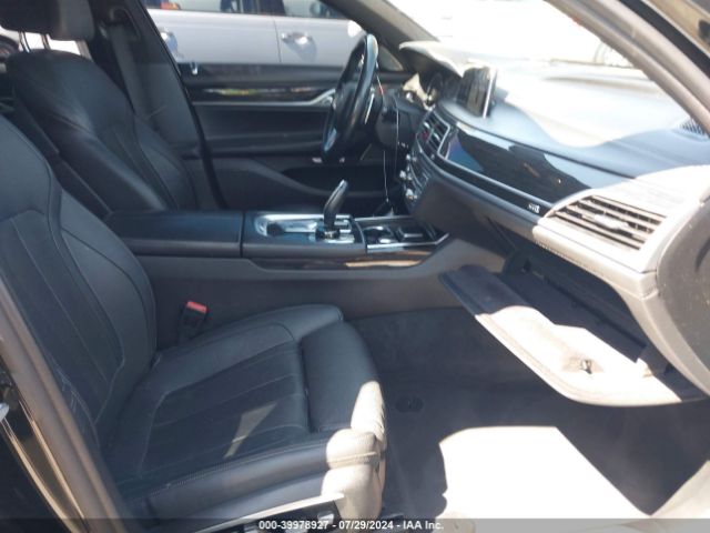 Photo 4 VIN: WBA7E2C51GG548350 - BMW 740I 